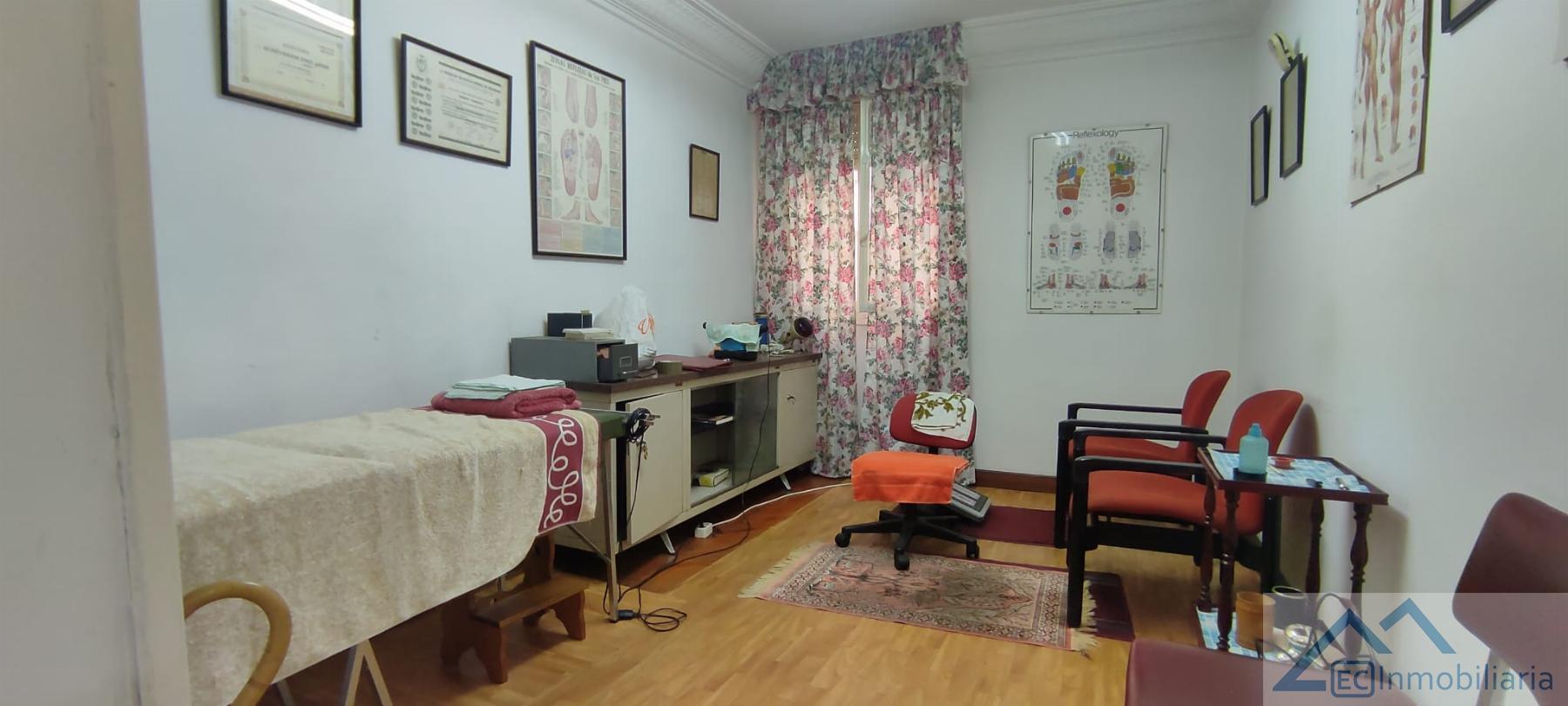 For sale of flat in Santander