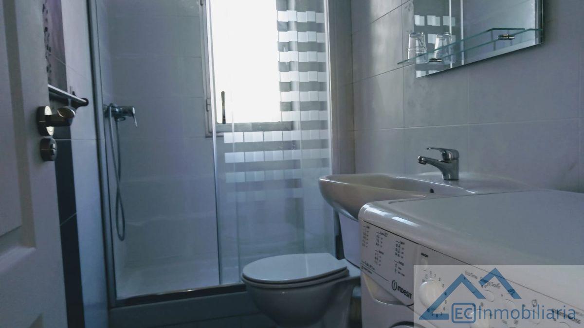 For rent of flat in Santander