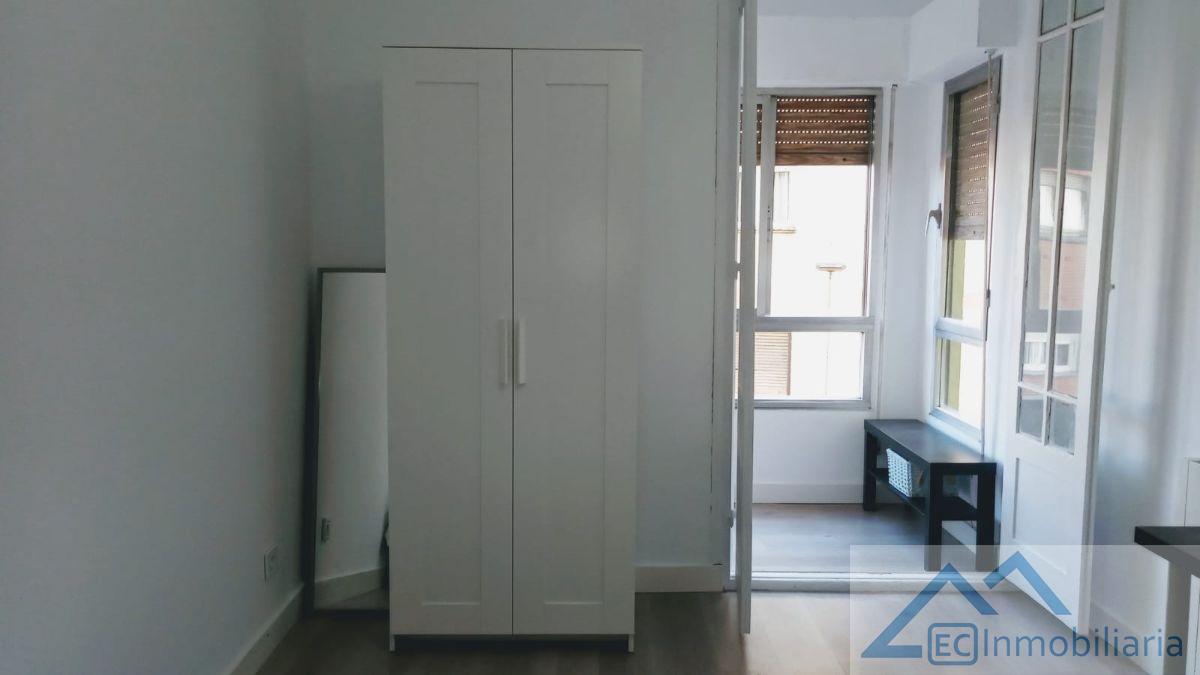 For rent of flat in Santander