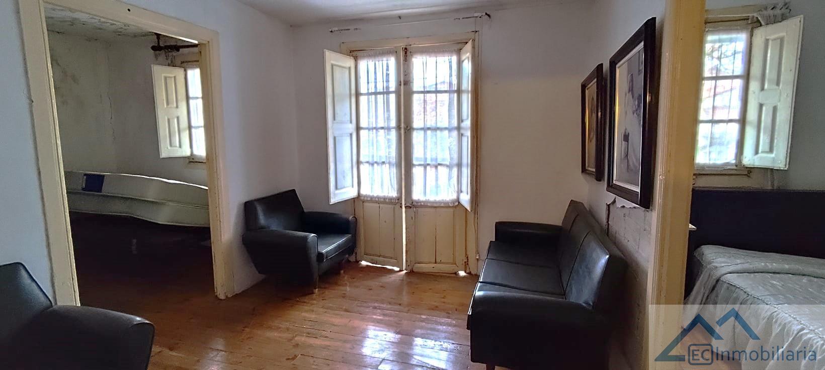 For sale of house in Santiurde de Toranzo