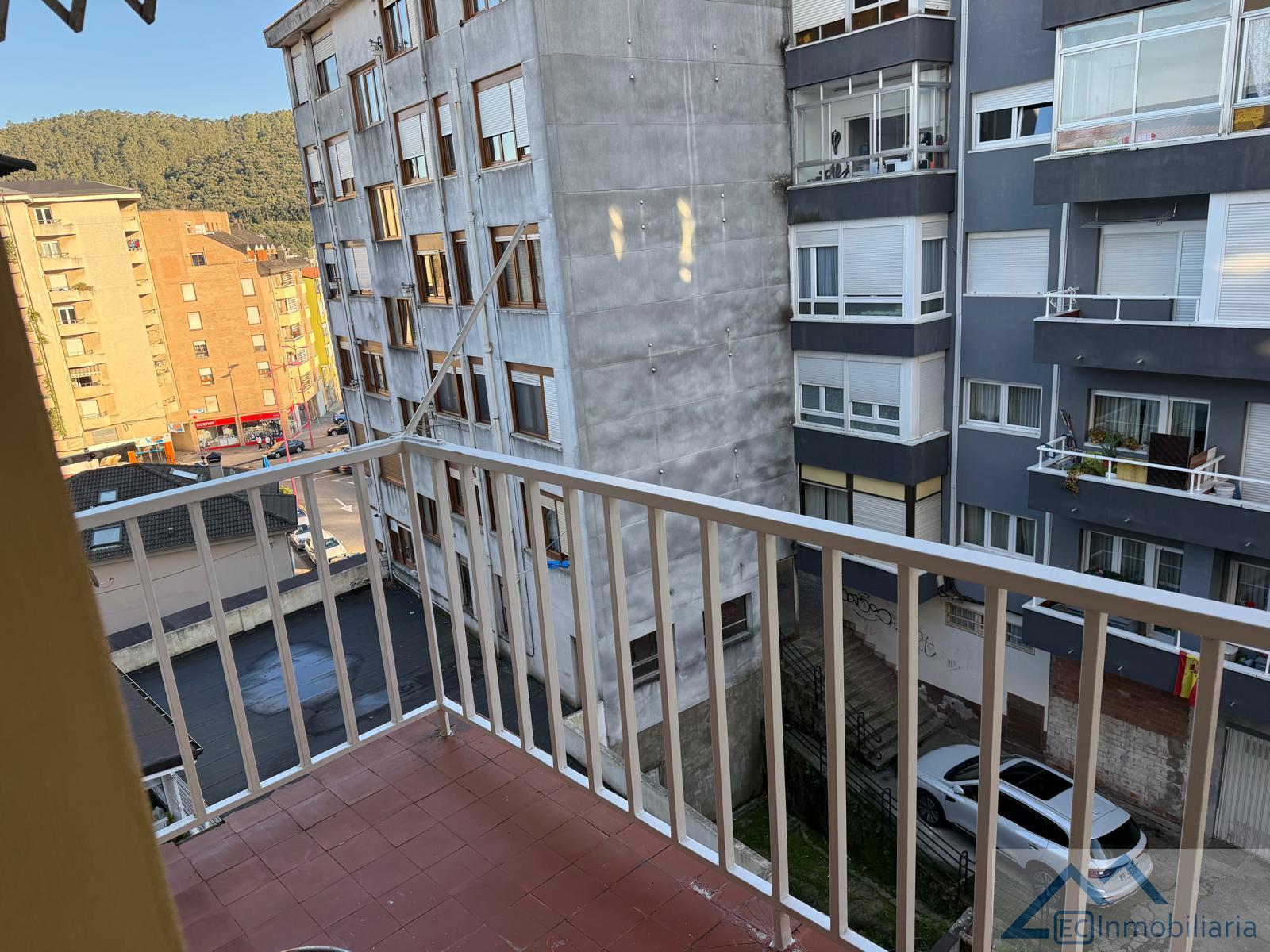 For sale of flat in Solares