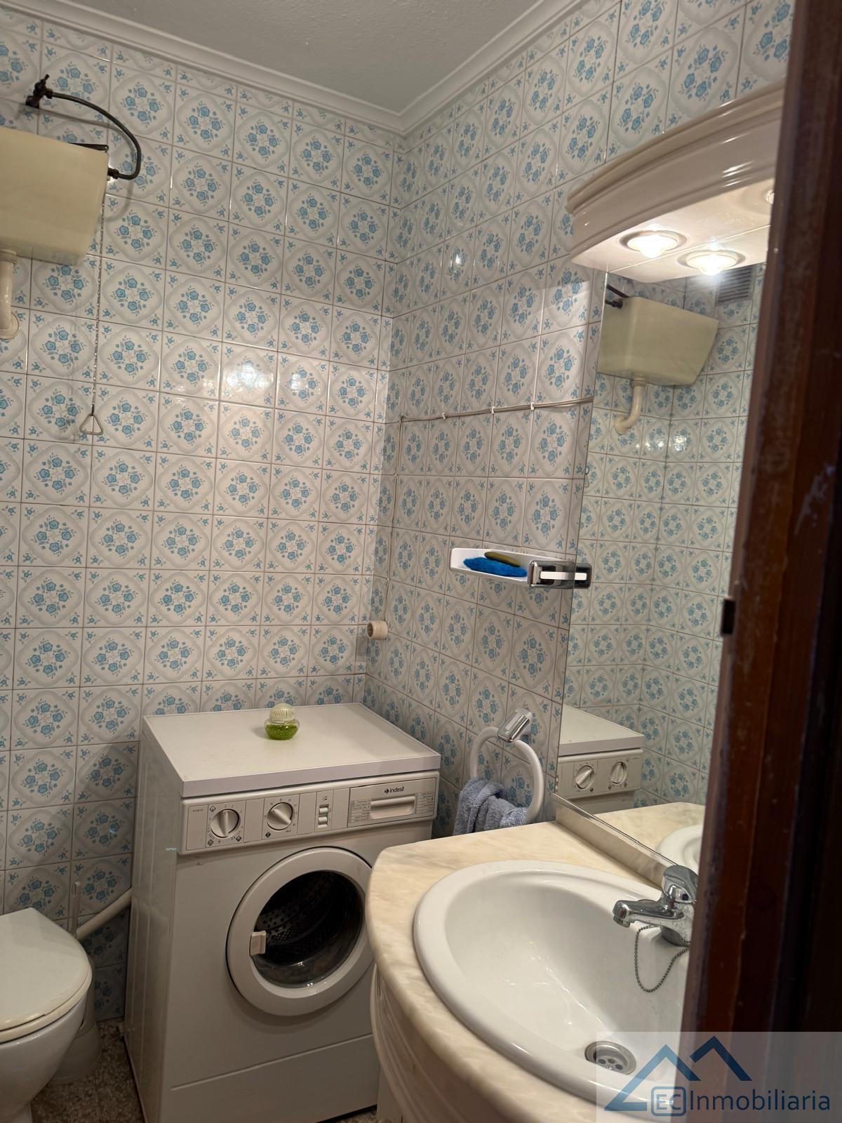 For sale of flat in Solares