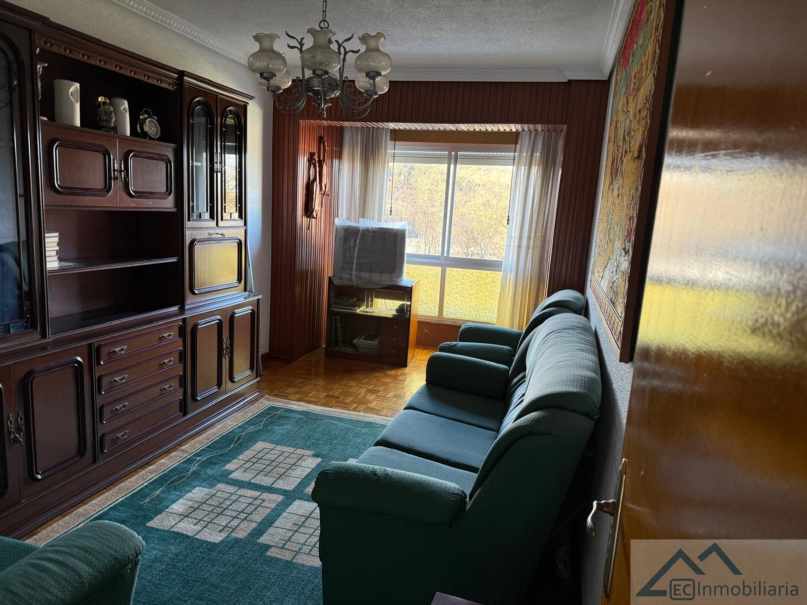 For sale of flat in Solares