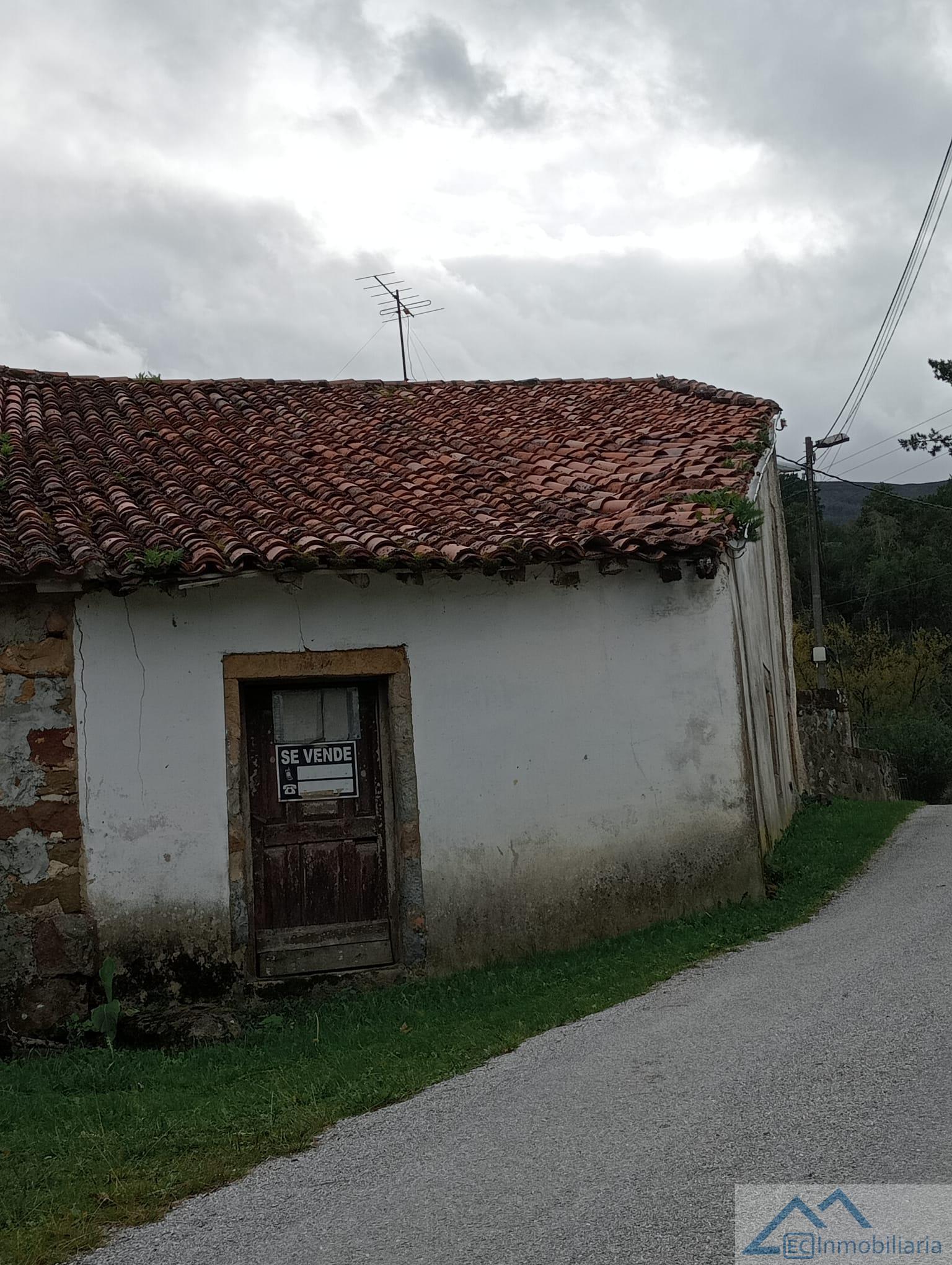 For sale of house in Corvera de Toranzo