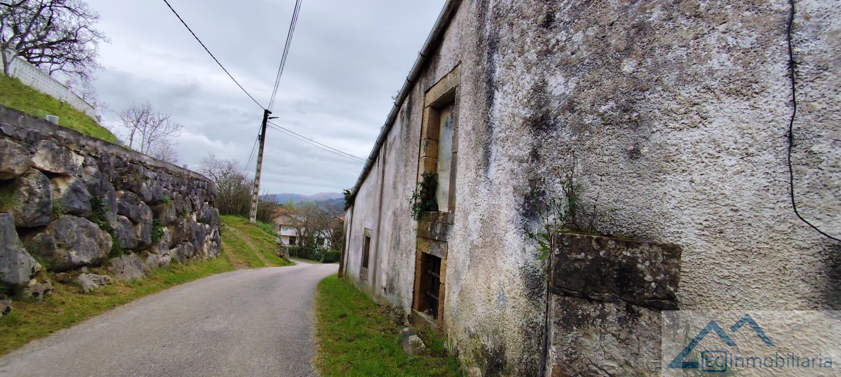 For sale of house in Corvera de Toranzo