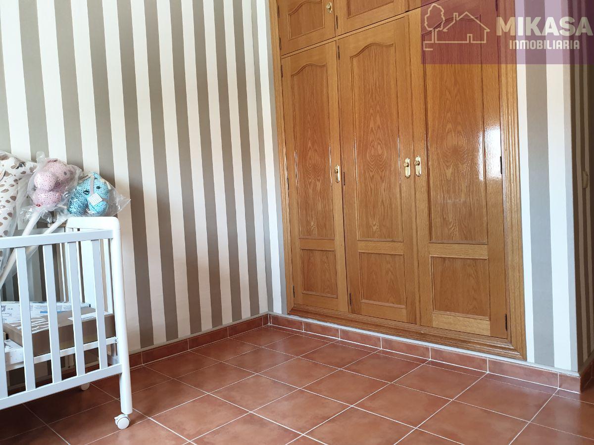 For sale of chalet in Valmojado