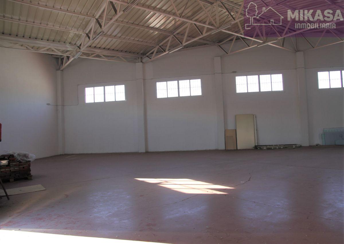 For rent of industrial plant/warehouse in Fuenlabrada