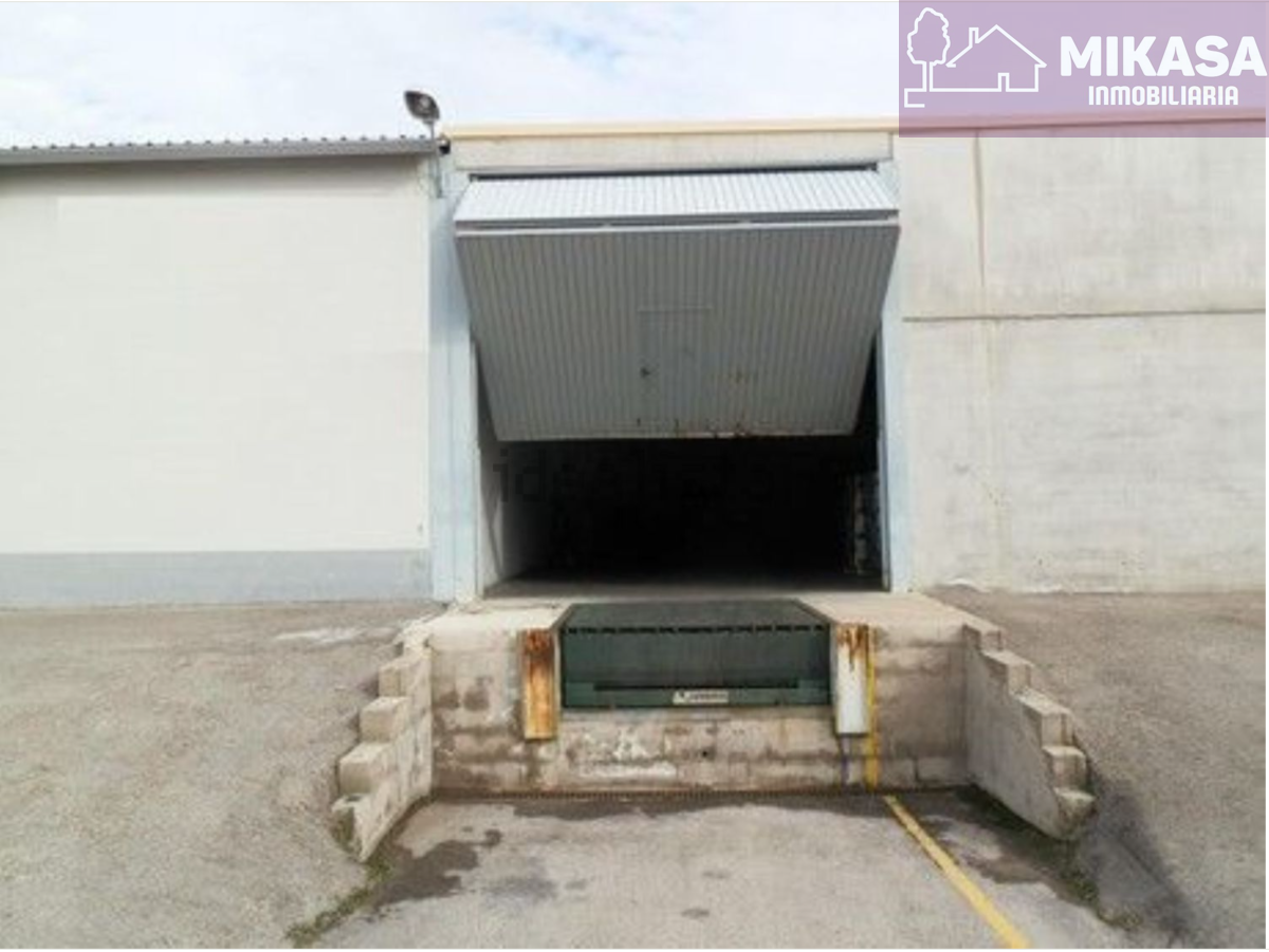 For rent of industrial plant/warehouse in Móstoles