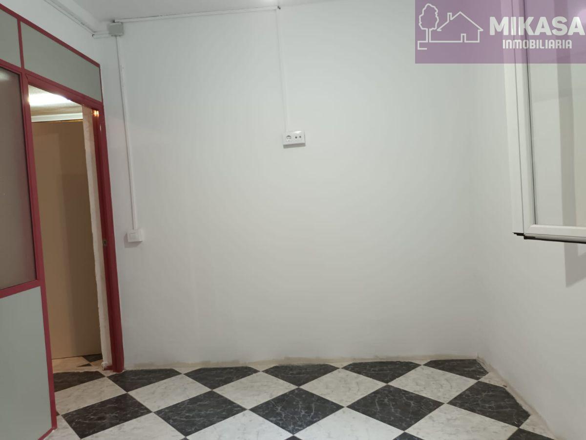For rent of commercial in Móstoles