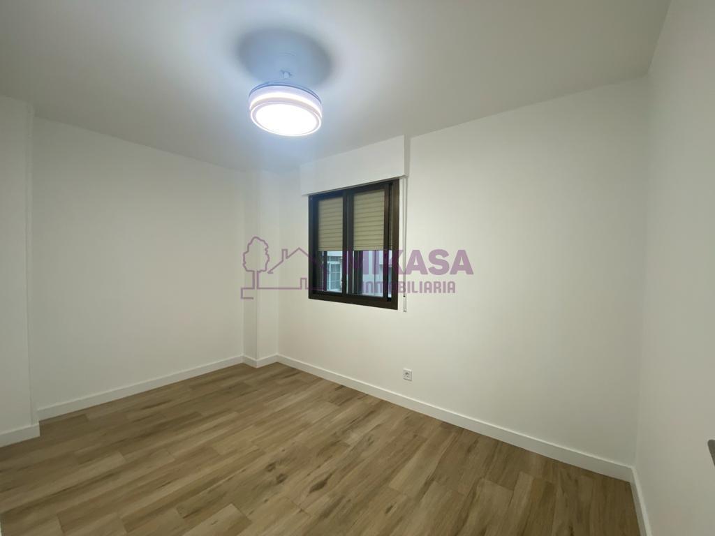 Аренда от

 Квартира на Móstoles