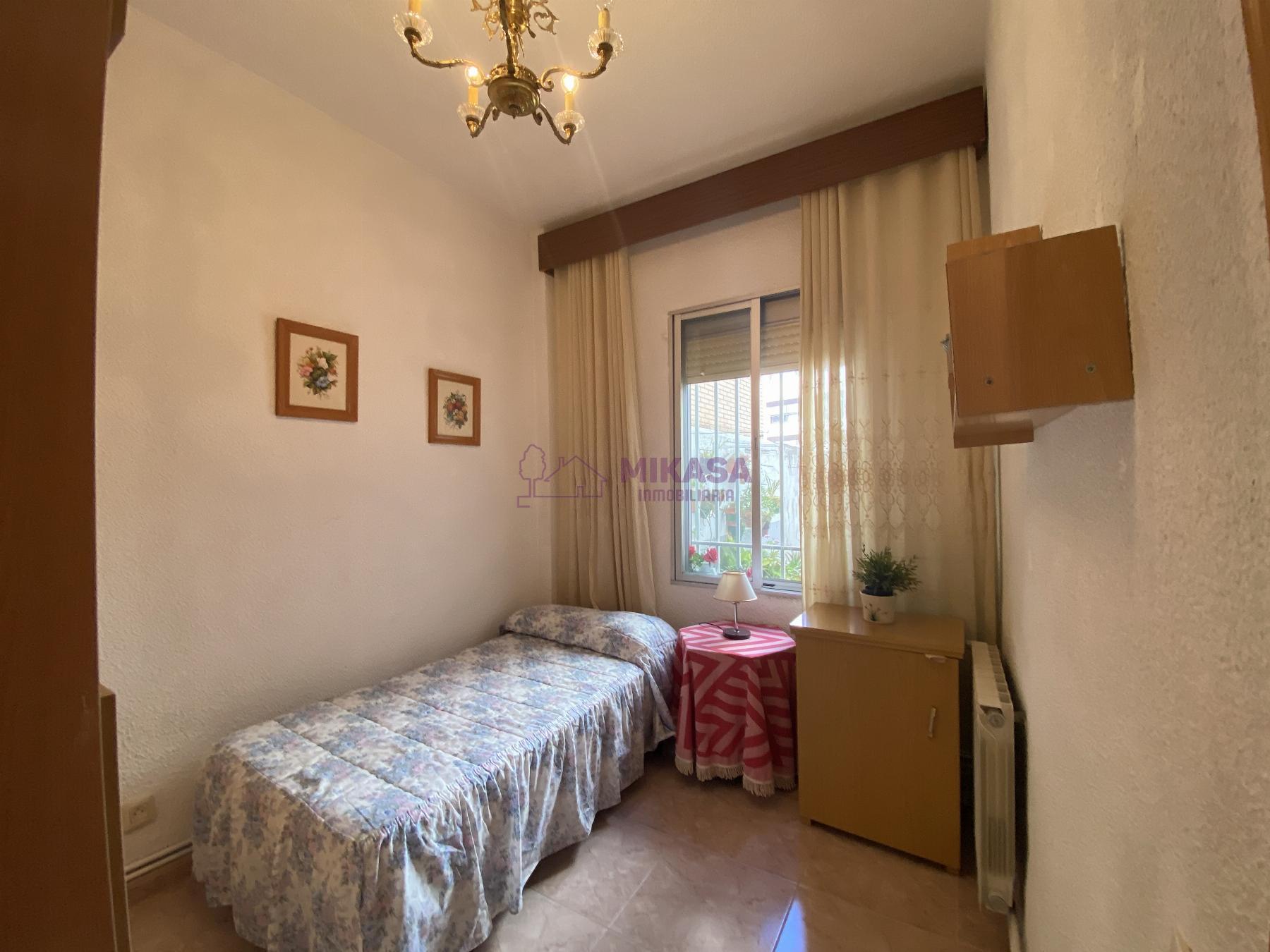 For sale of flat in Móstoles