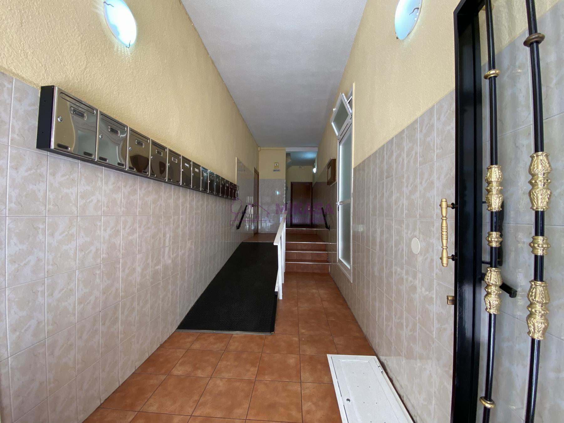 For sale of flat in Móstoles