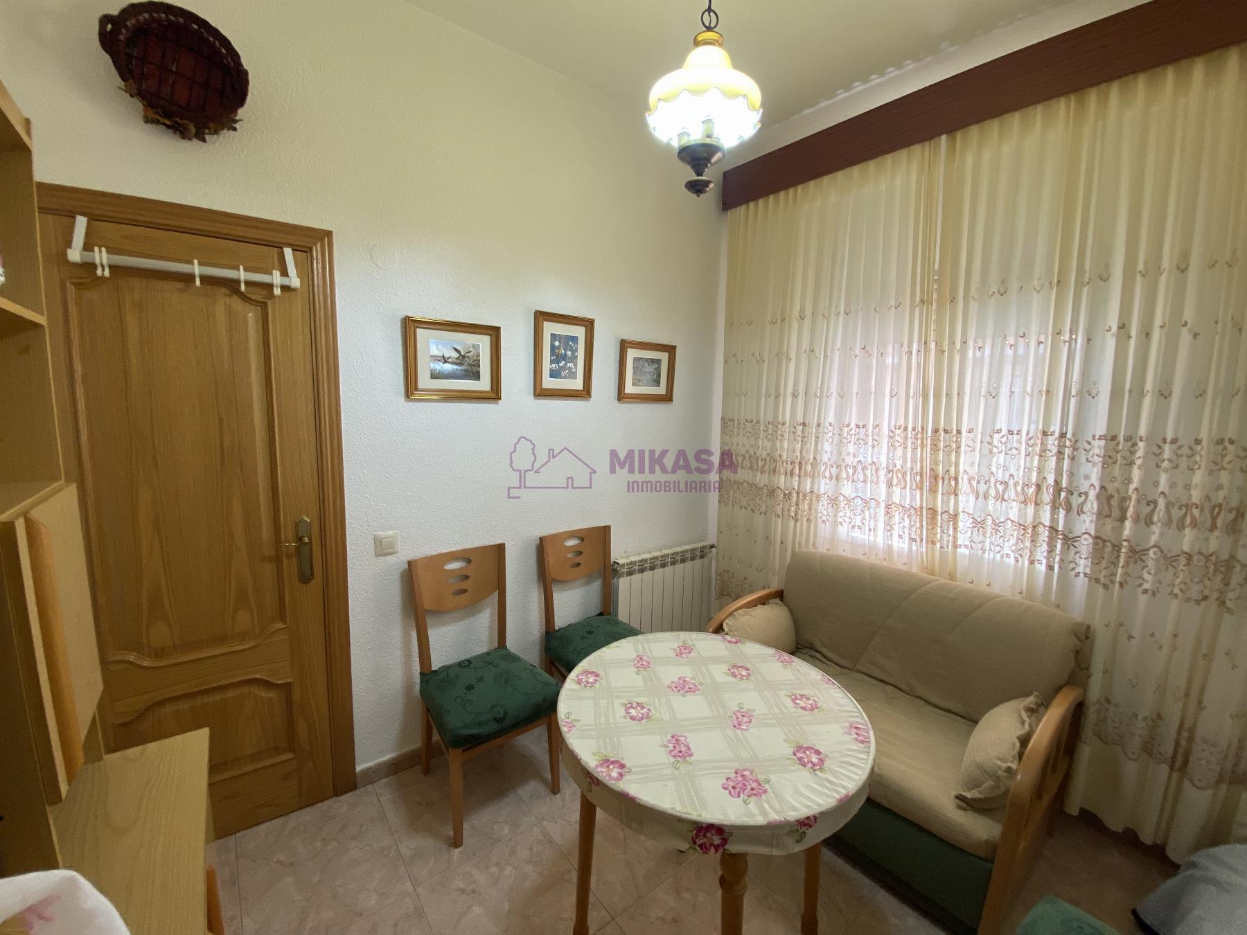 For sale of flat in Móstoles