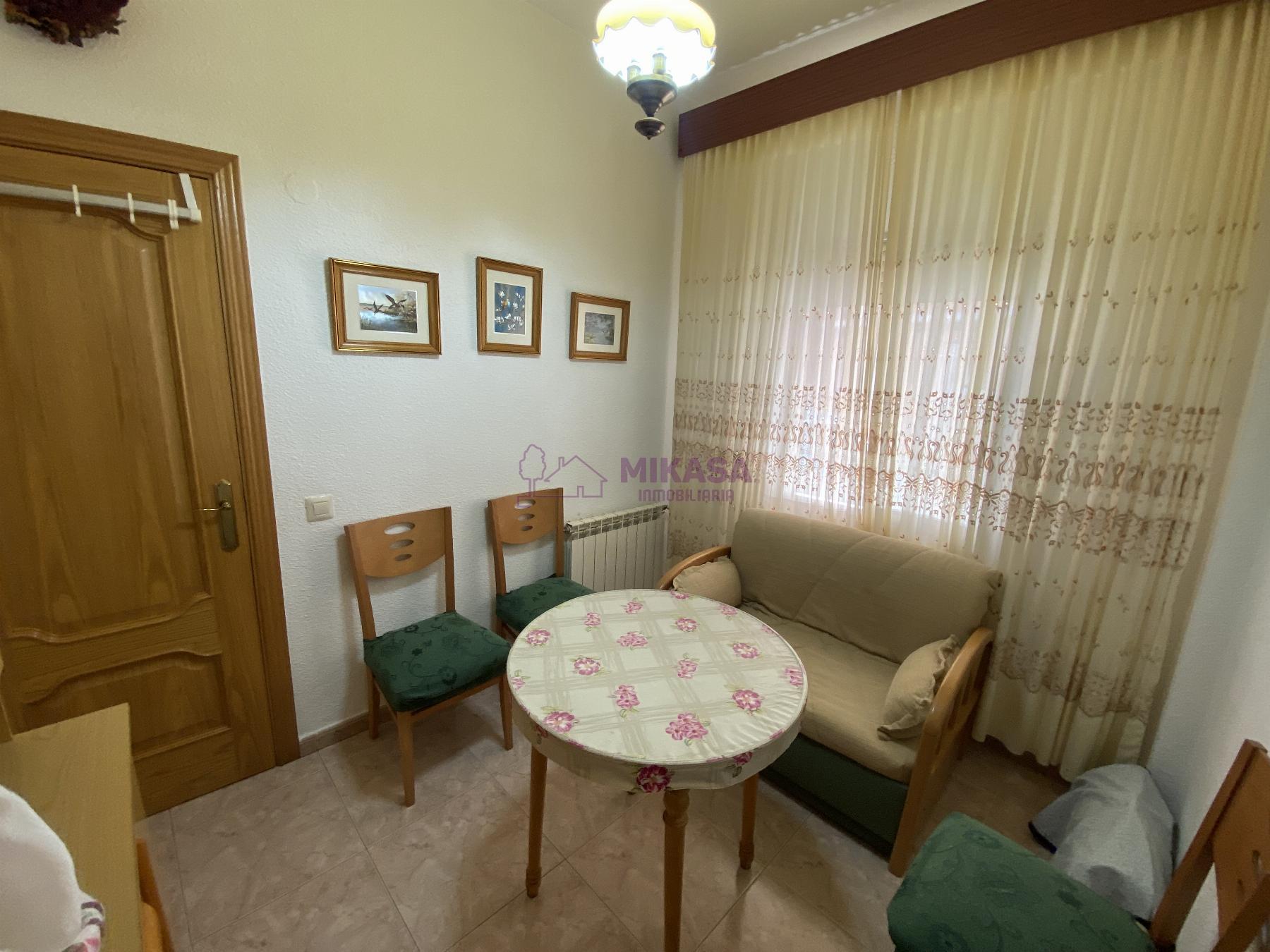 For sale of flat in Móstoles