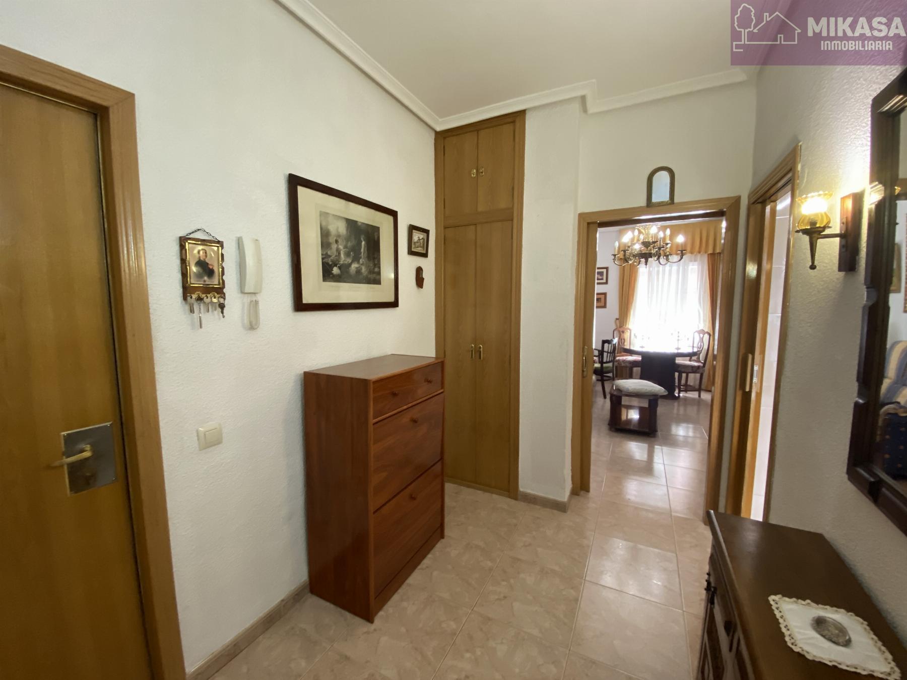 For sale of flat in Móstoles
