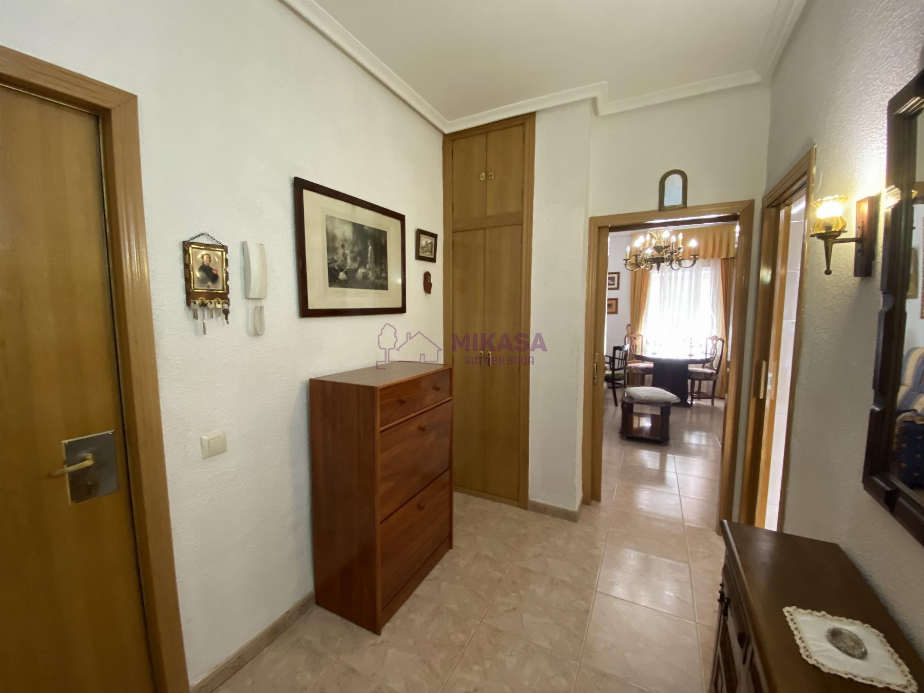 For sale of flat in Móstoles