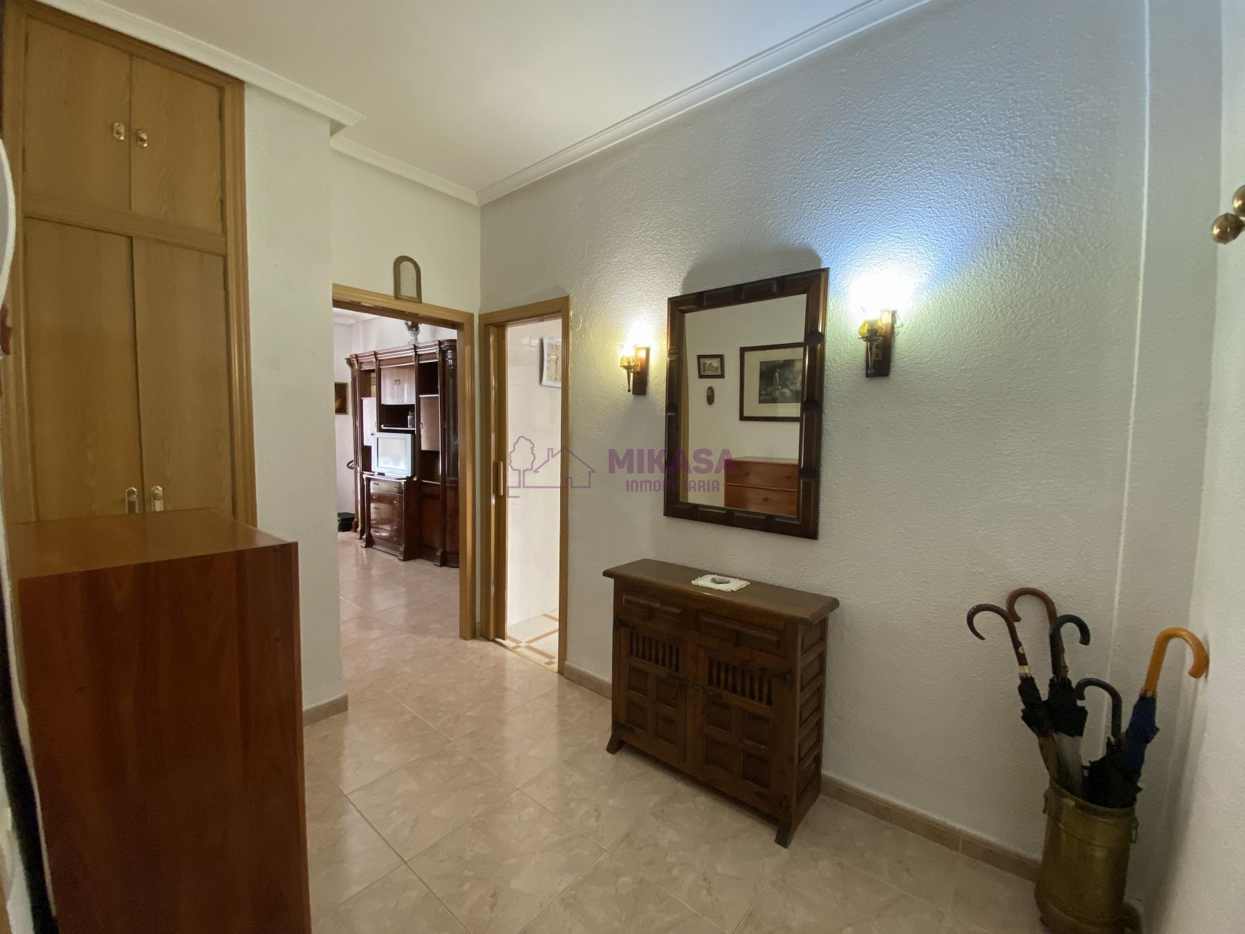 For sale of flat in Móstoles