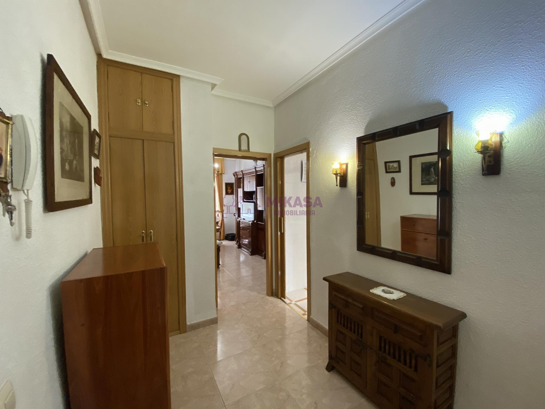 For sale of flat in Móstoles