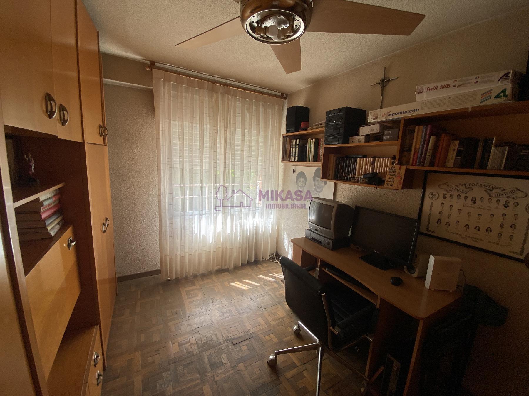 For sale of flat in Móstoles