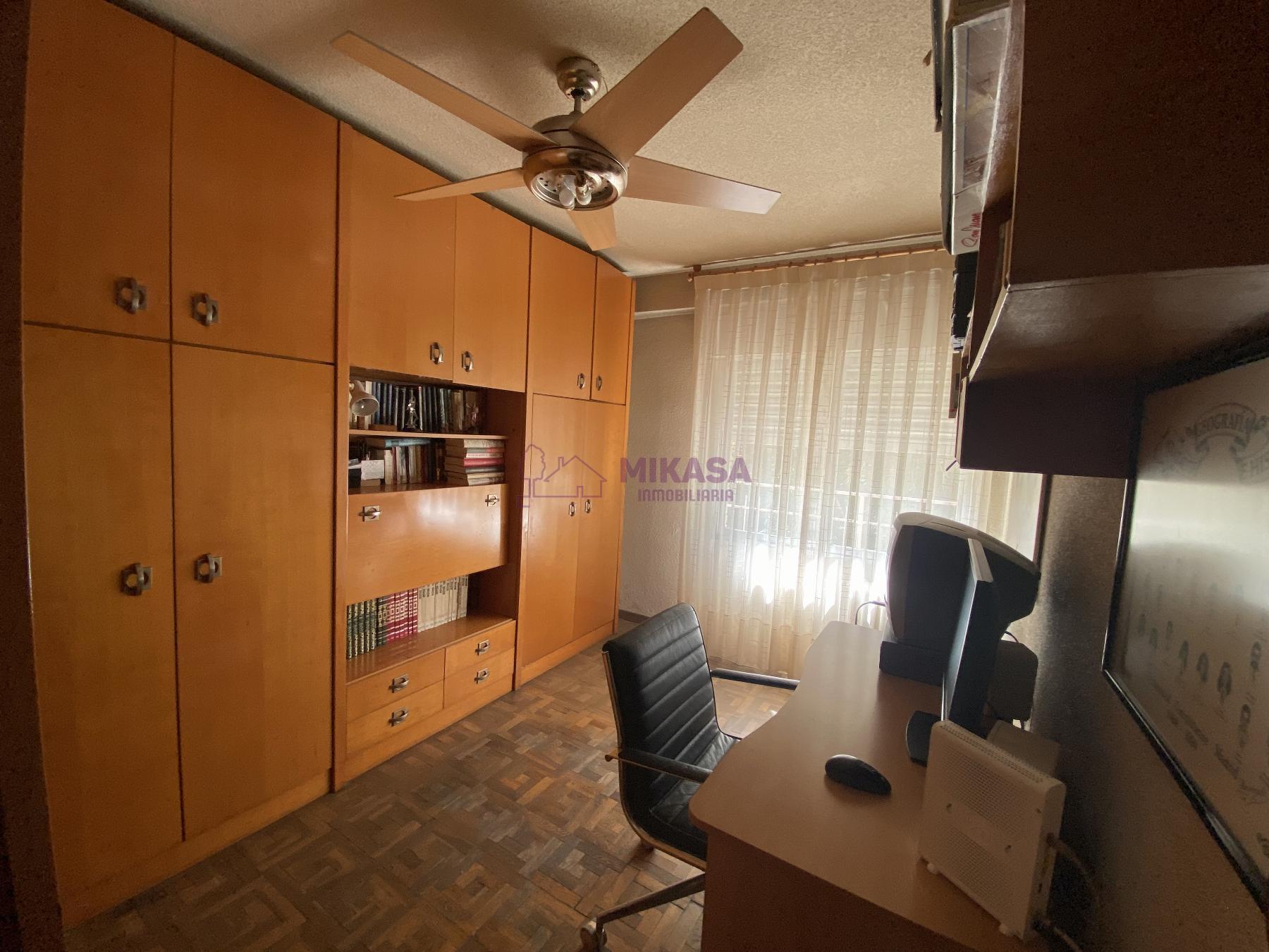 For sale of flat in Móstoles