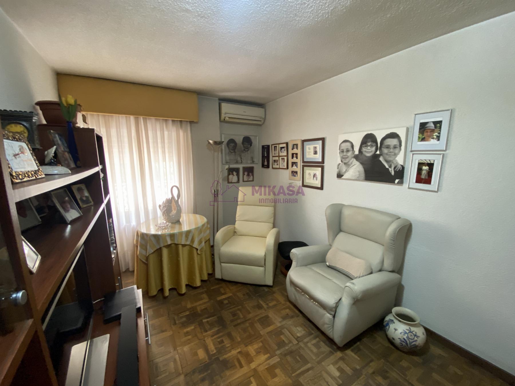 For sale of flat in Móstoles