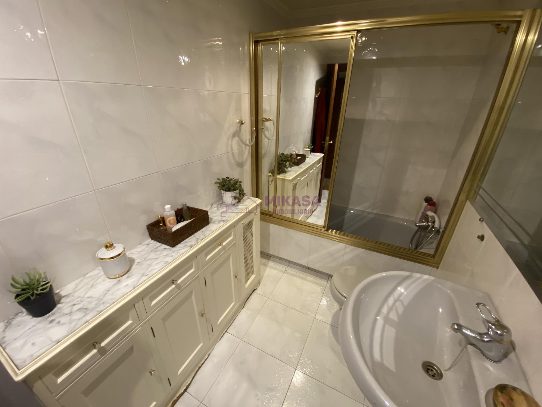 For sale of flat in Móstoles