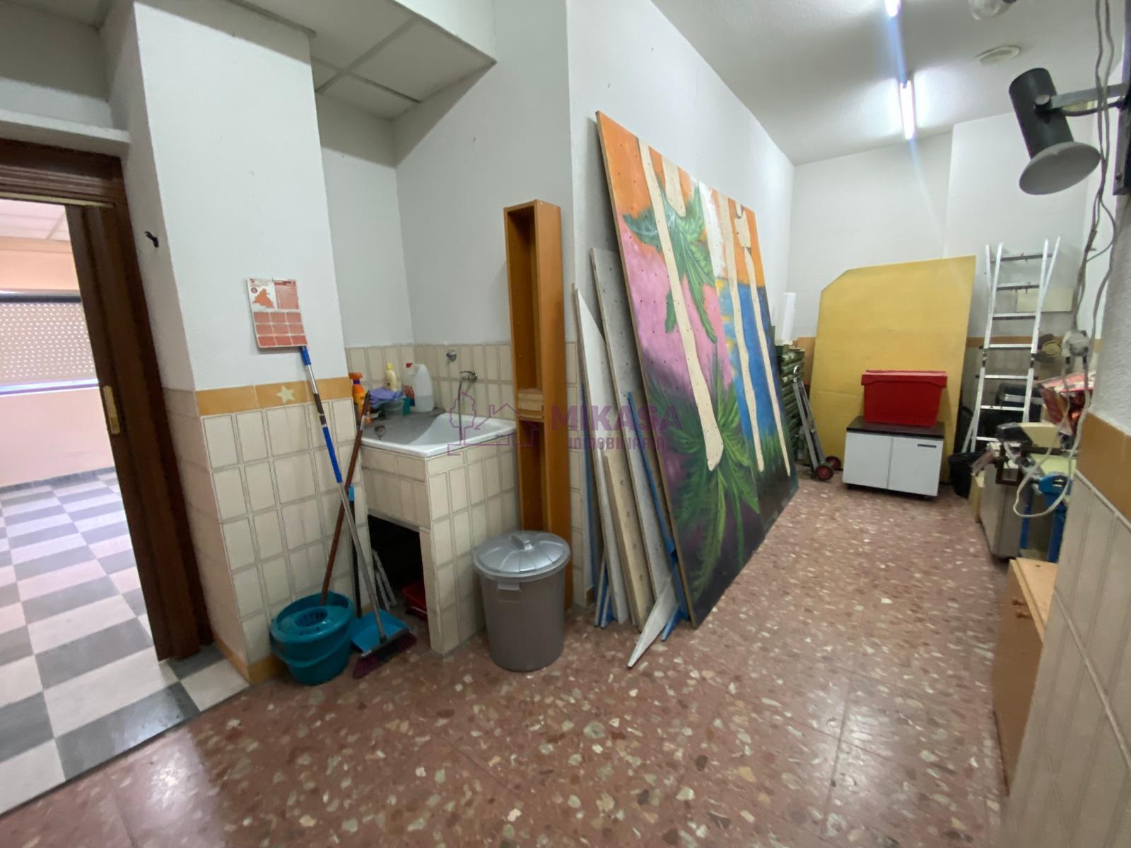 Аренда от

 Коммерческие помещения на Móstoles