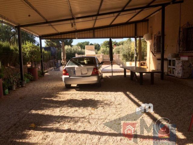 For sale of chalet in Lorca