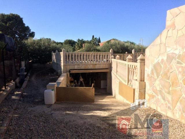 For sale of chalet in Lorca