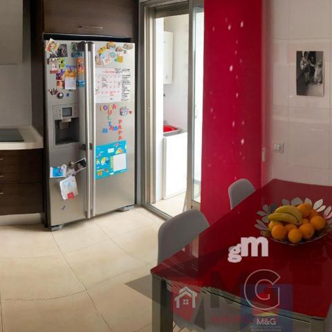 For sale of flat in Lorca