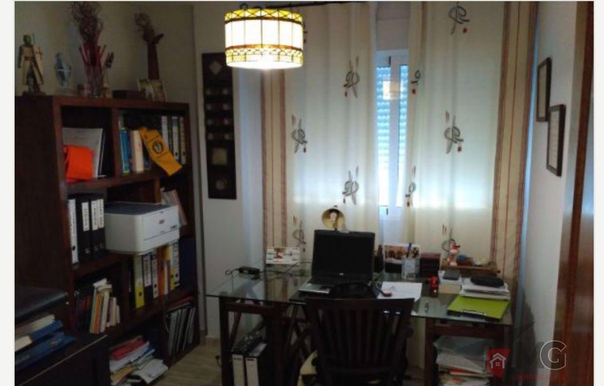 For sale of duplex in Águilas