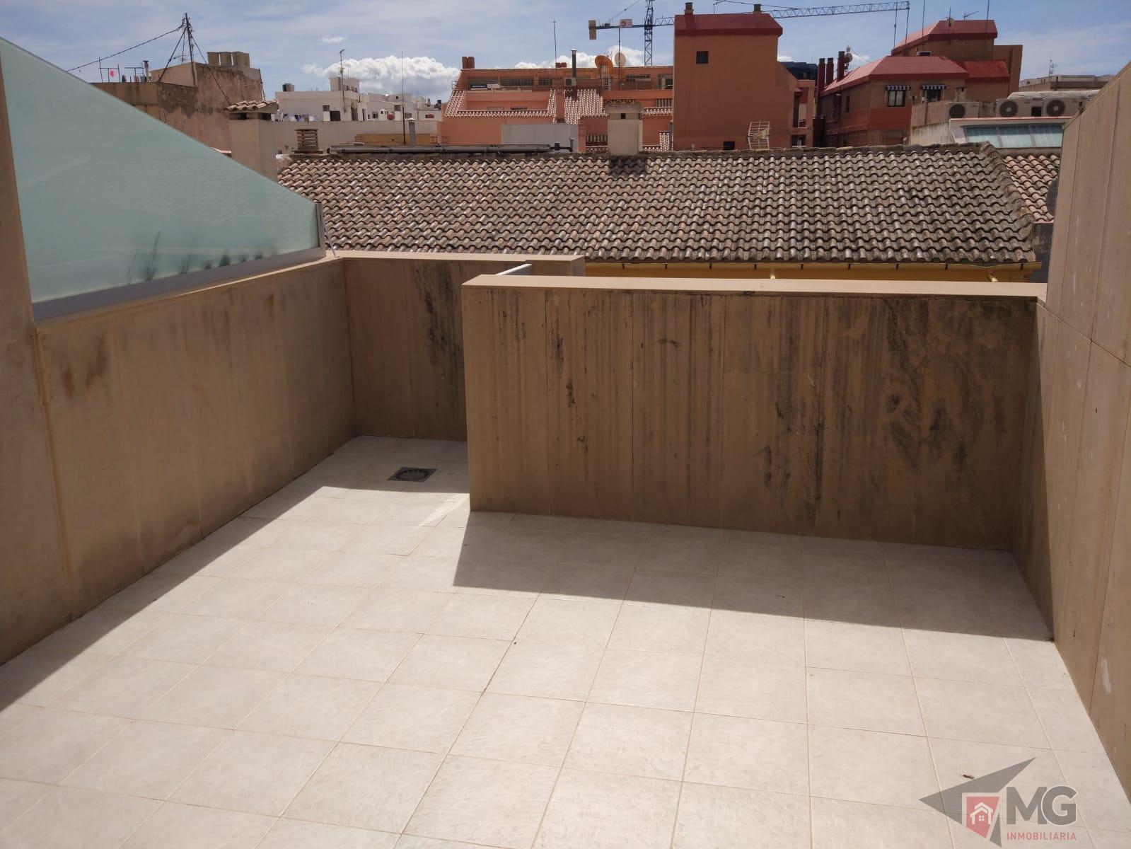 For sale of penthouse in Lorca