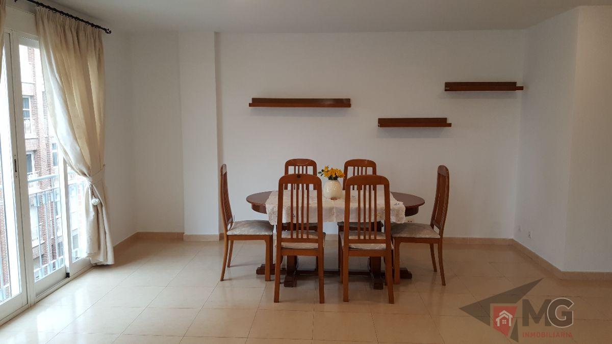 For sale of flat in Lorca