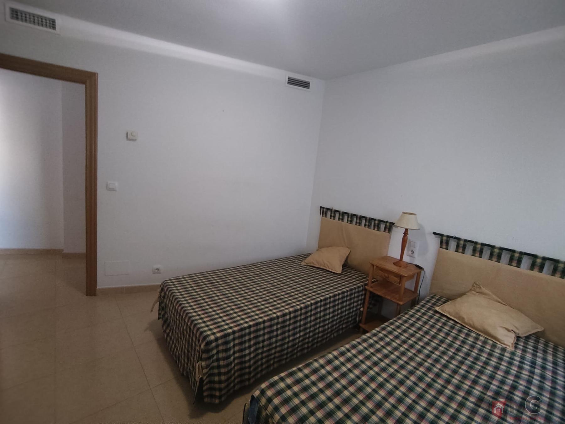 For sale of flat in Lorca
