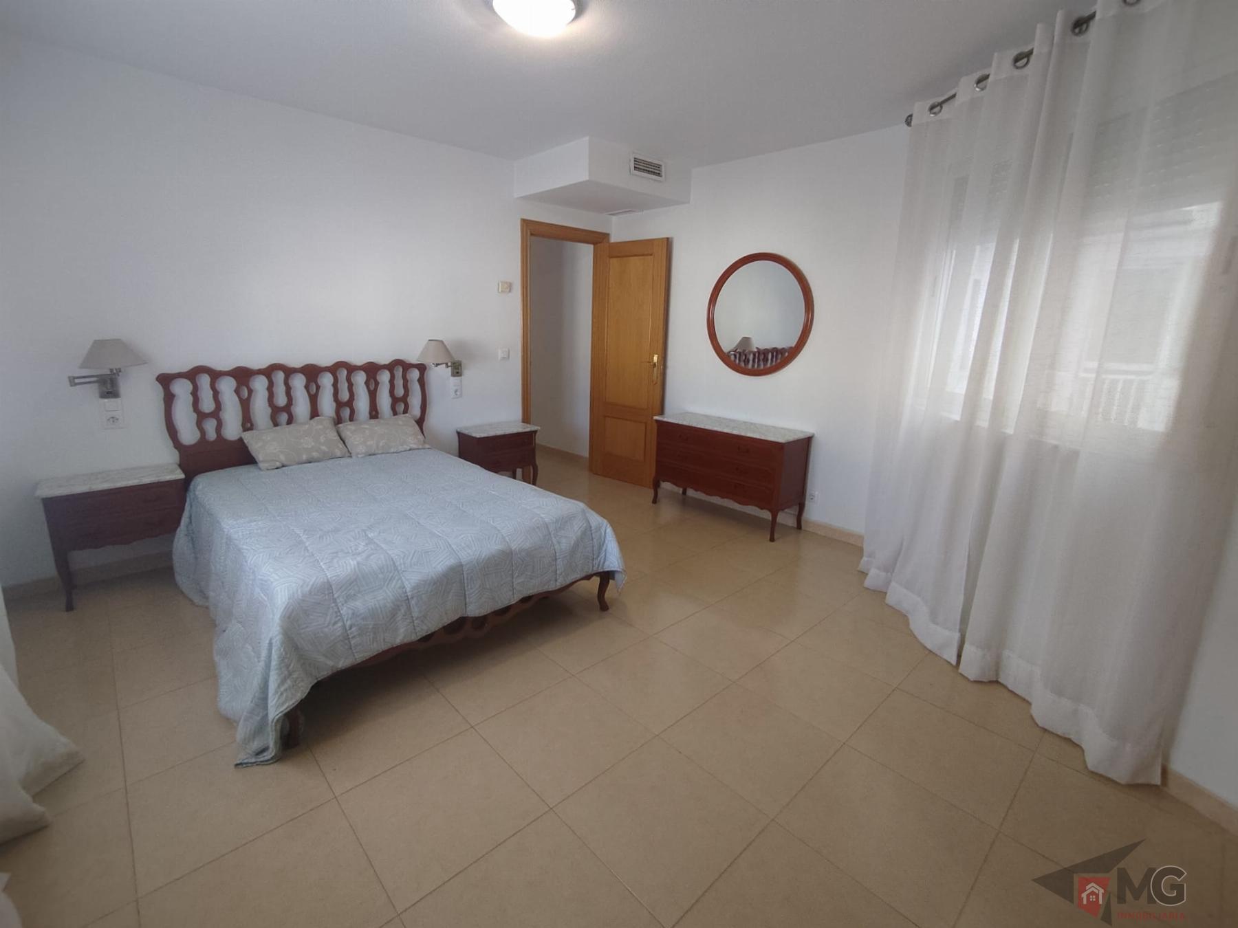 For sale of flat in Lorca