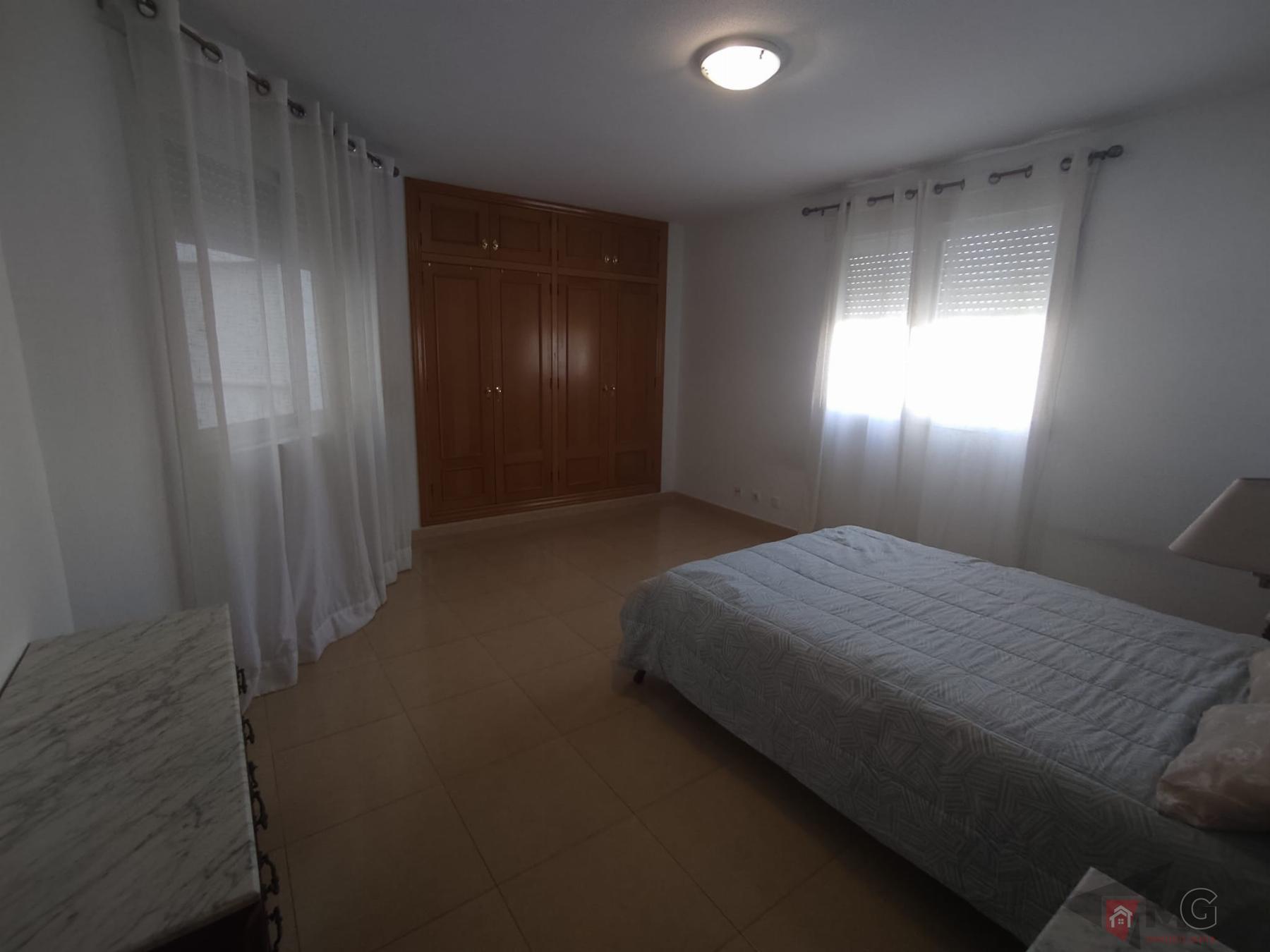 For sale of flat in Lorca