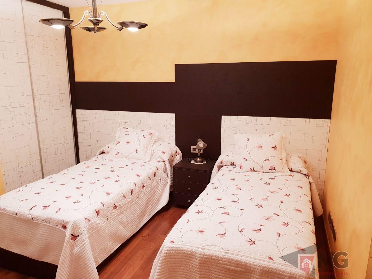 For sale of flat in Lorca