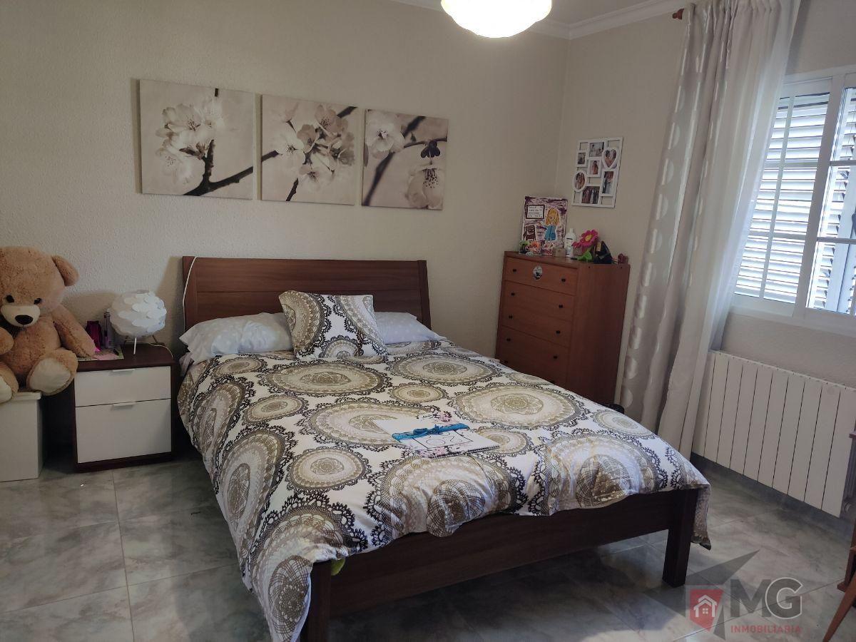 For sale of chalet in Lorca