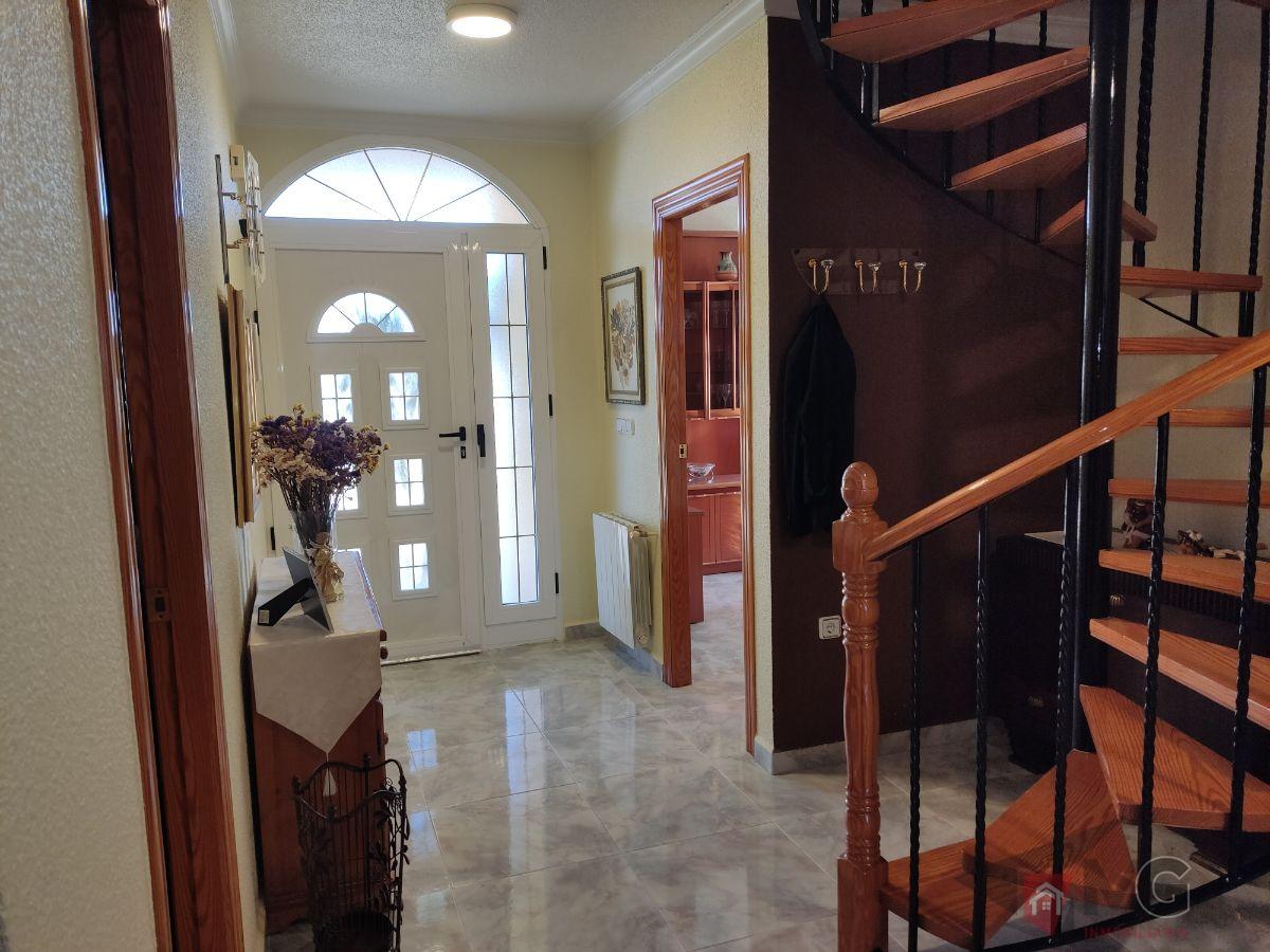 For sale of chalet in Lorca