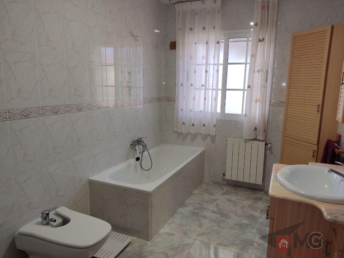 For sale of chalet in Lorca