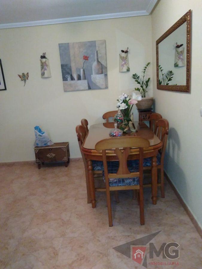 For sale of flat in Águilas