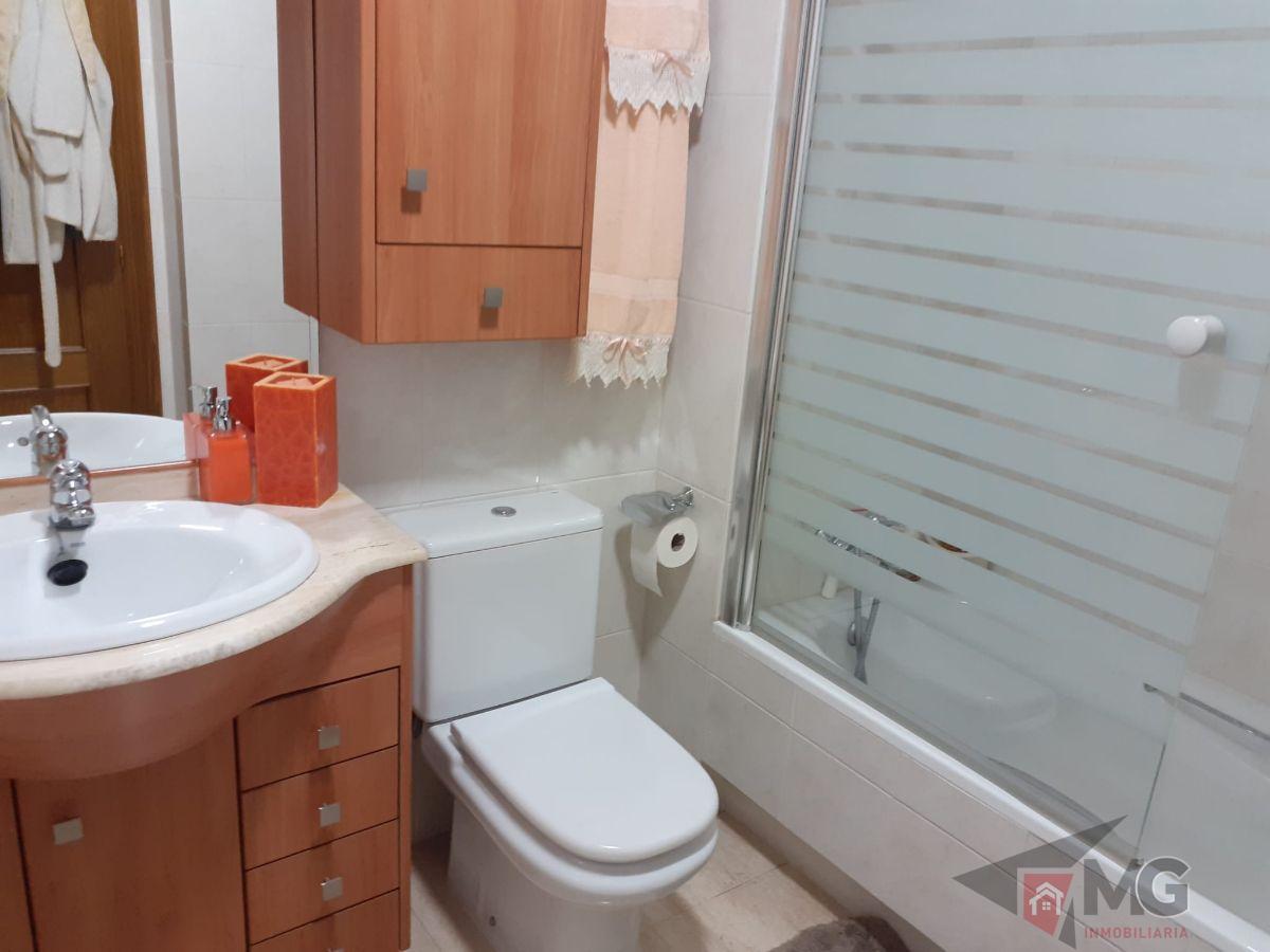 For sale of flat in Lorca