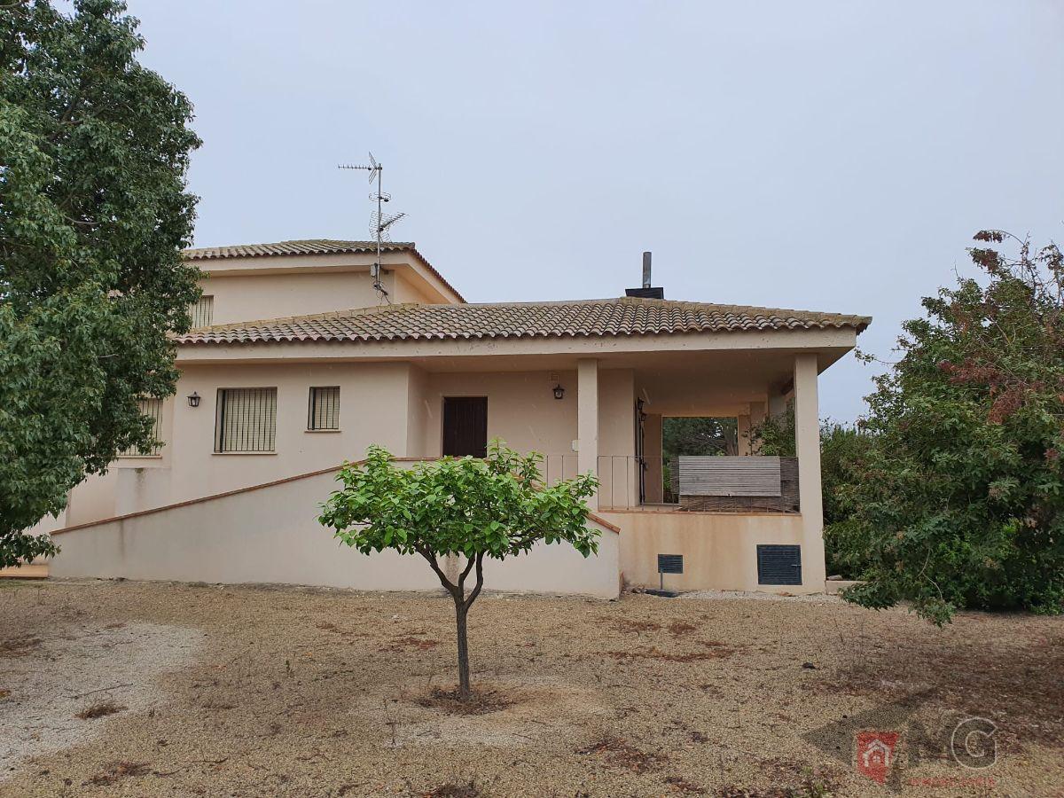 For sale of chalet in Lorca