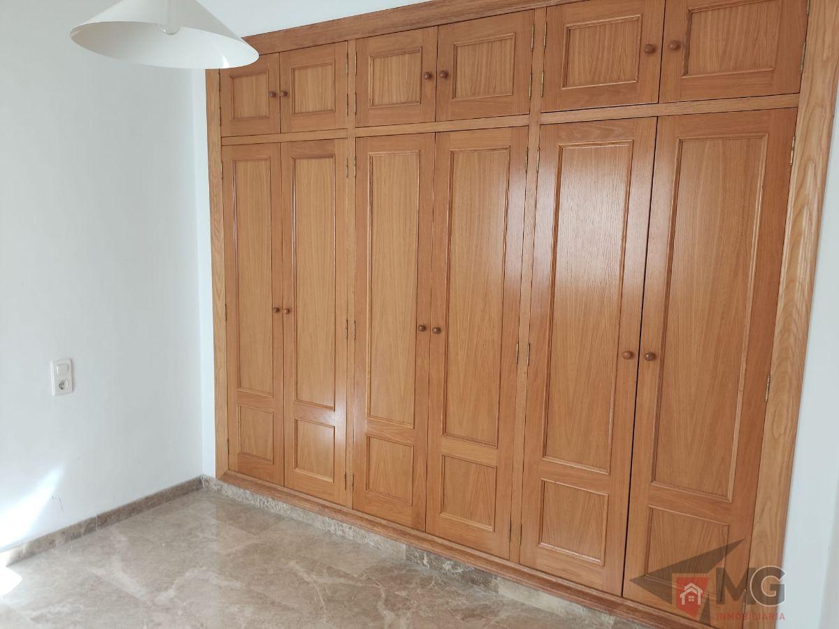 For sale of penthouse in Lorca