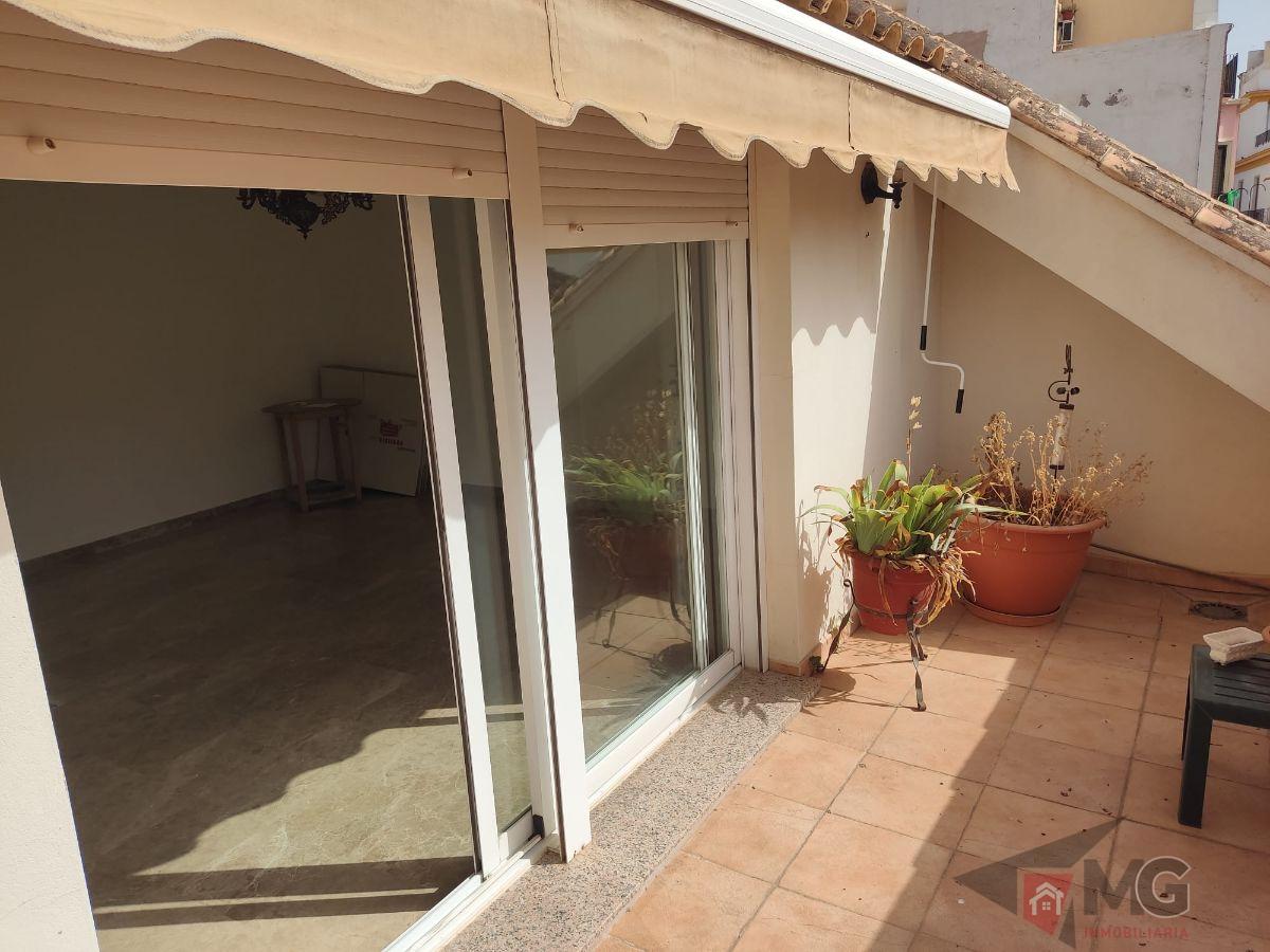 For sale of penthouse in Lorca