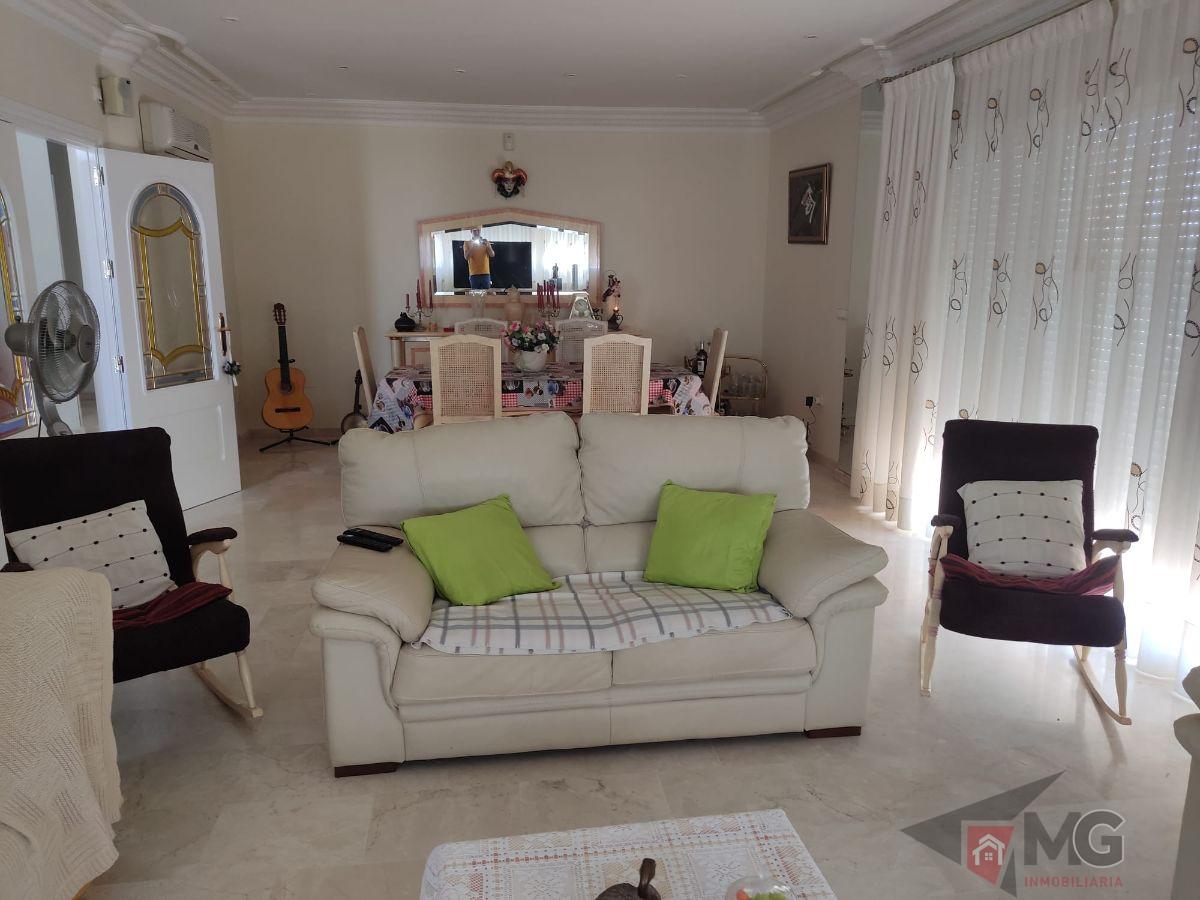 For sale of chalet in Lorca