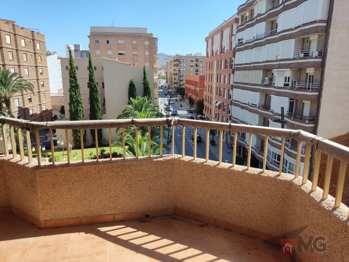 For sale of flat in Lorca