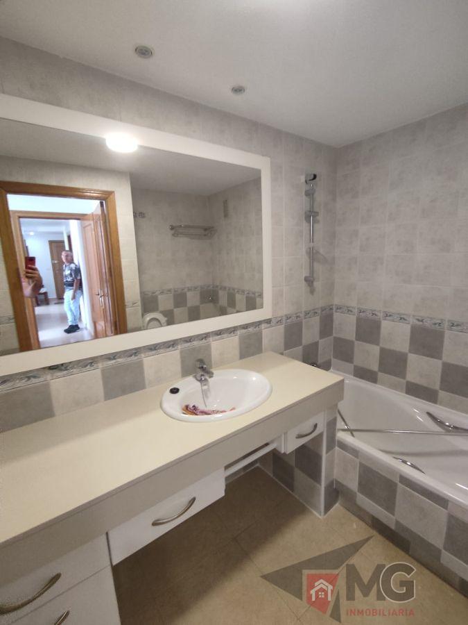 For sale of flat in Lorca