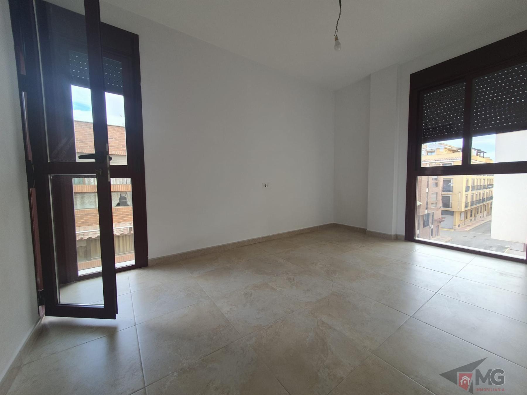 For sale of flat in Puerto Lumbreras