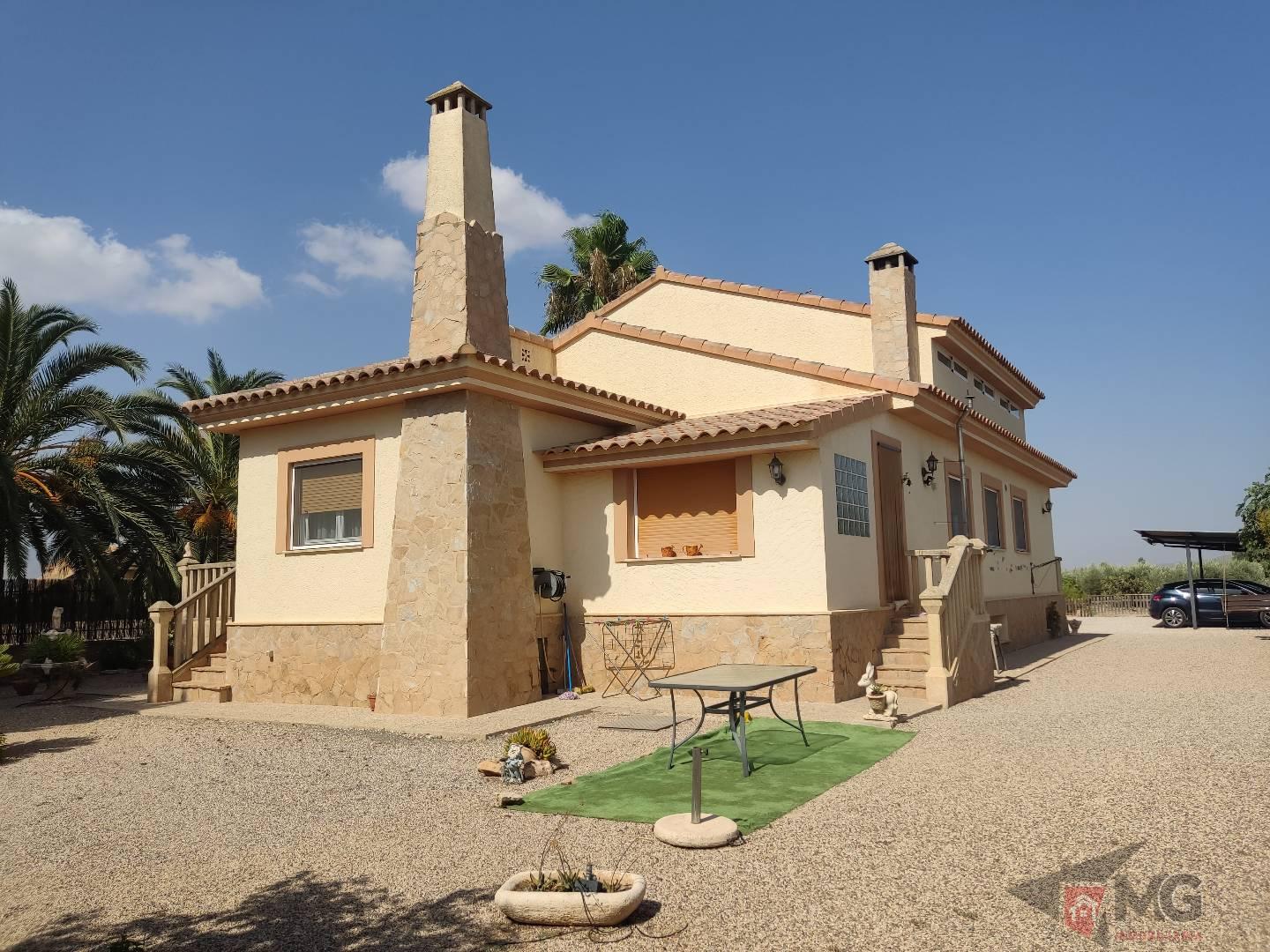 For sale of chalet in Lorca